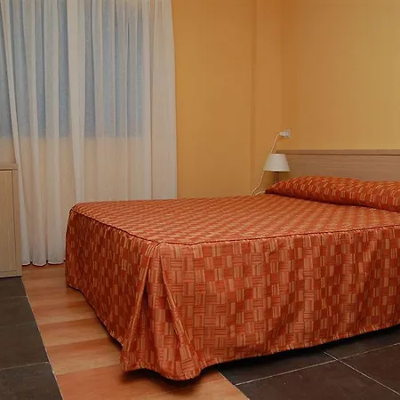 Ξενοδοχείο με διαμερίσματα Kassiopea Giardini Naxos